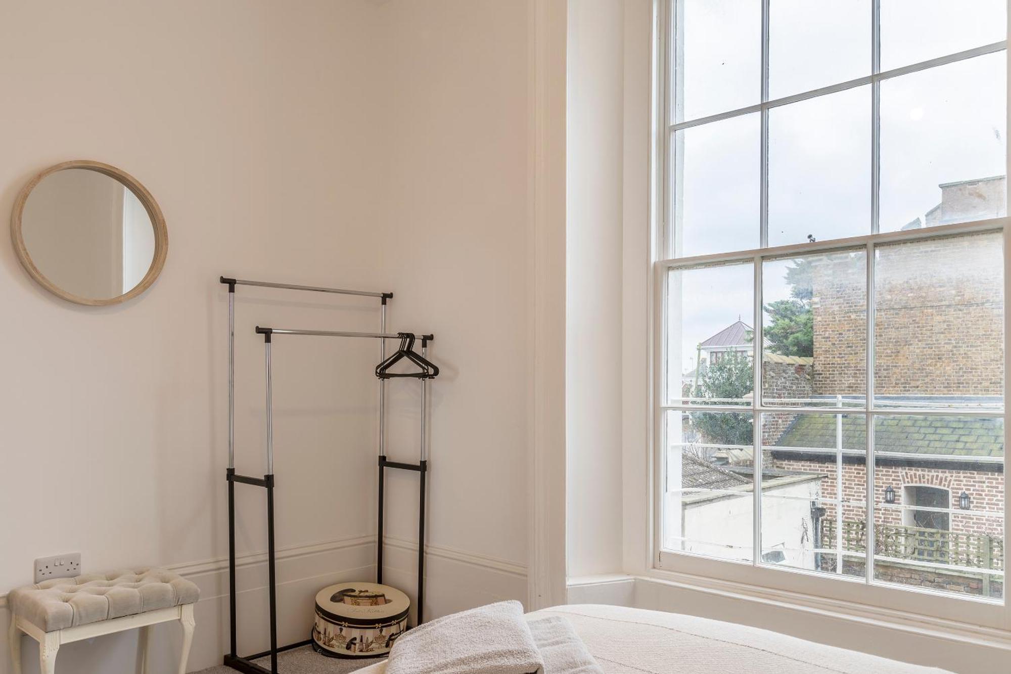 Seaside Bliss - Seafront Apartments Herne Bay Ngoại thất bức ảnh